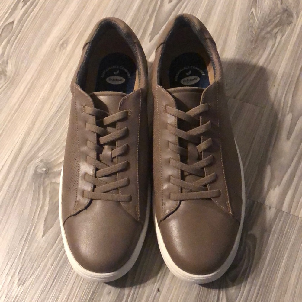 Dr. Scholl’s “Crux” mens sneakers brand new